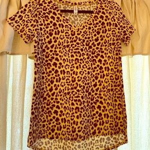 Lularoe Cheetah Classic Tee
